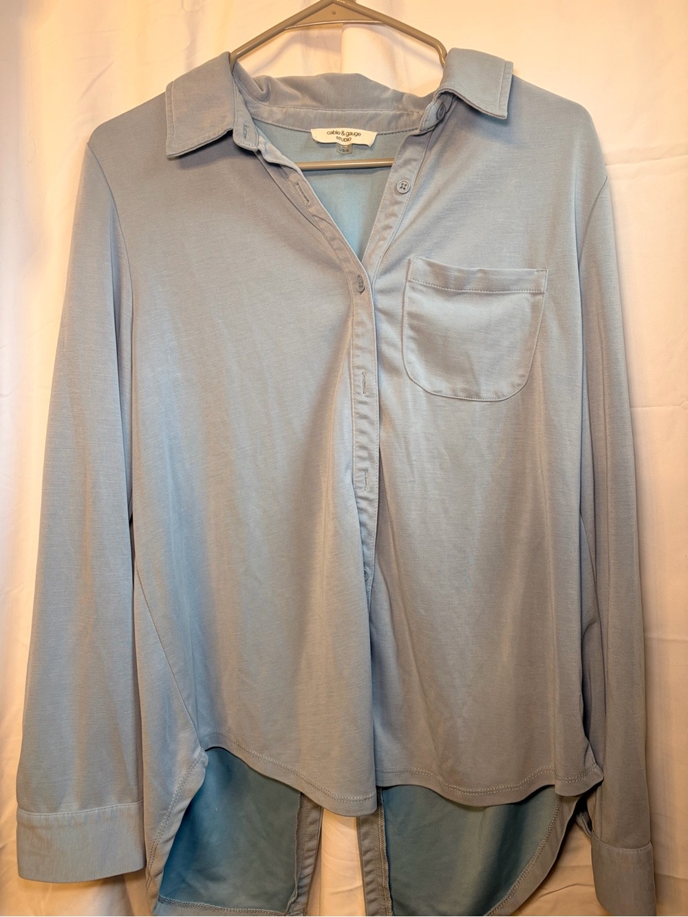 Cable & Gauge Light Blue Women's Button-Front Blouse